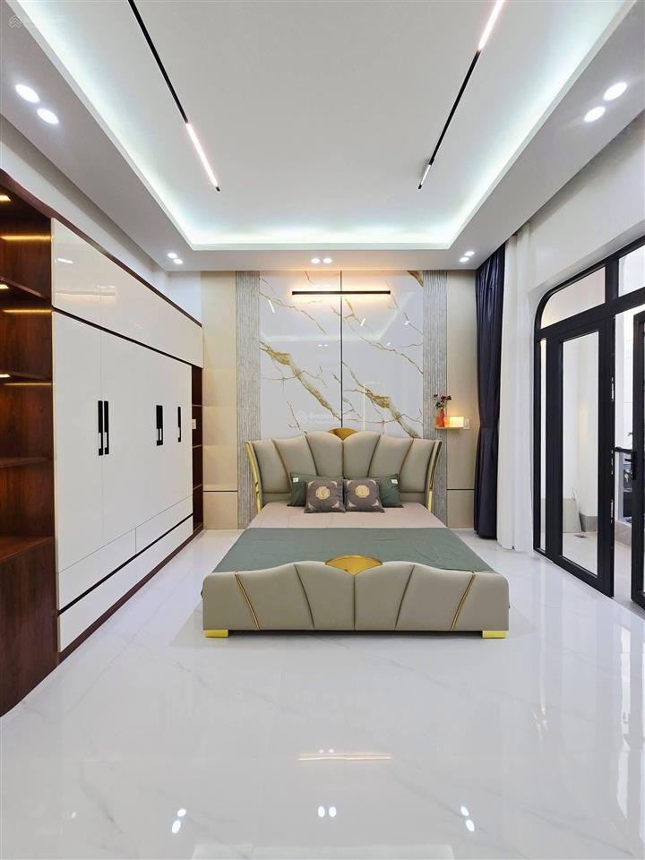Nhà 1 trệt 2 lầu mới đẹp. cách siêu thị go 5 phút, ngay đường số 1 kdc văn hóa tây đô, cái răng