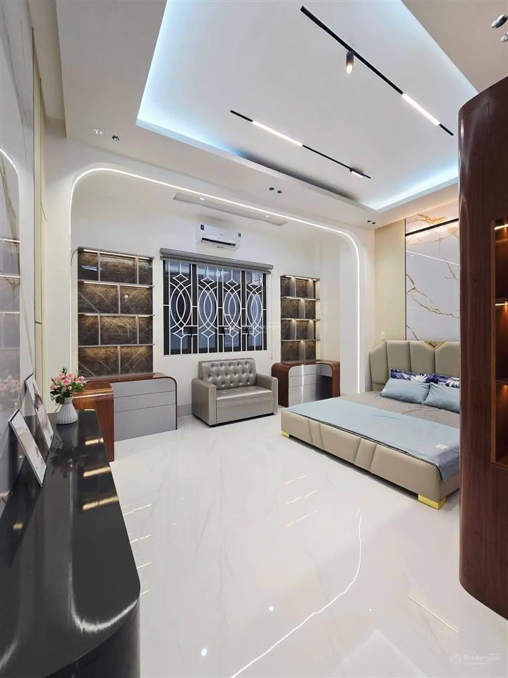 Nhà 1 trệt 2 lầu mới đẹp. cách siêu thị go 5 phút, ngay đường số 1 kdc văn hóa tây đô, cái răng