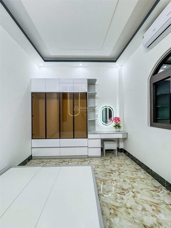 Giảm giá bán nhà 3 tầng mới đẹp mặt kinh doanh view chợ nổi cái răng cách chợ an bình 200m