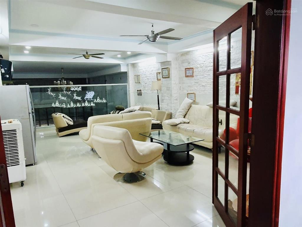 Mặt tiền kinh doanh đường lê trọng tấn 5.3x21m 6 tấm