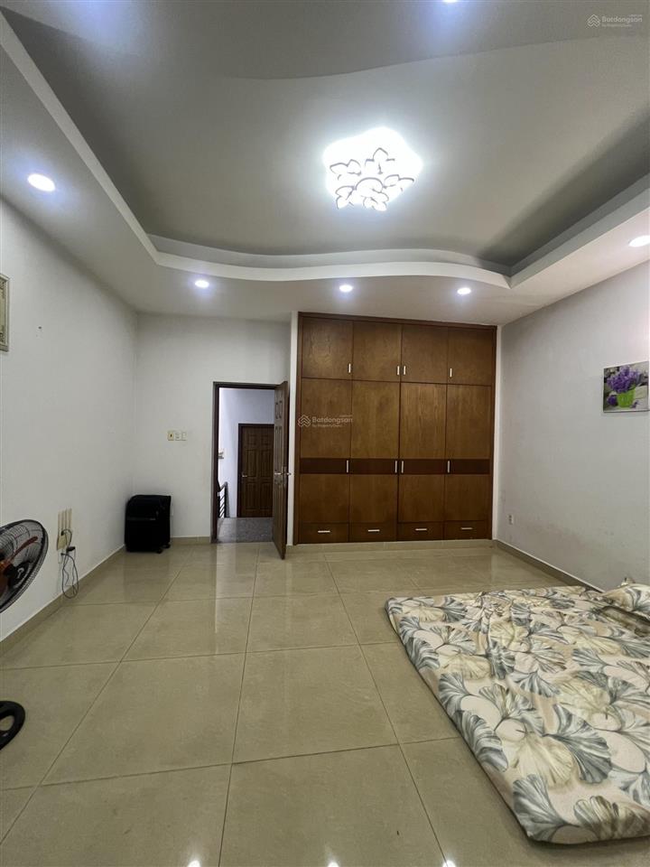 Nguyên căn nhà mặt tiền đường dương đức hiền, p. tây thạnh 5,1x20m 3,5 tấm