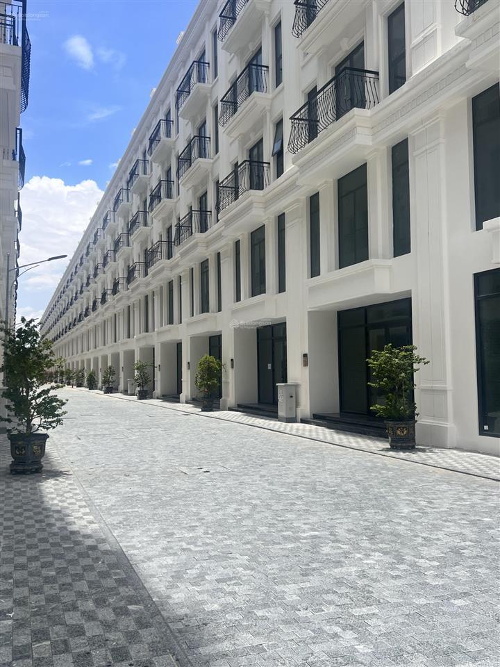 Bán shophouse view đẹp tại 888 hùng vương, 6,3 tỷ