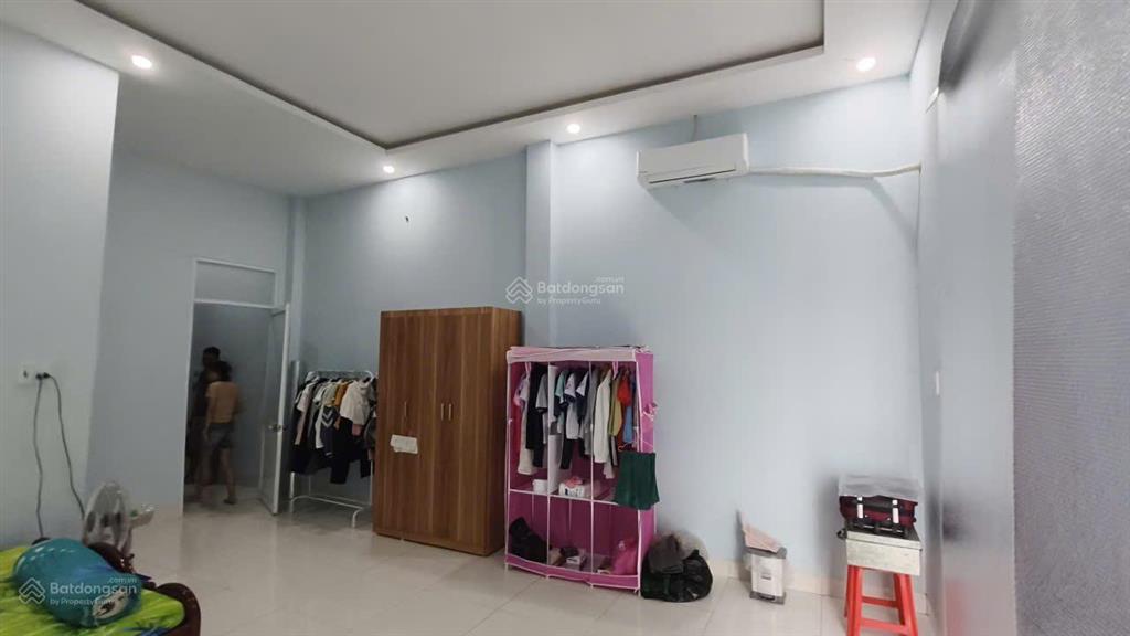 Chính chủ cho thuê nhà nguyên căn, mặt tiền đường trường chinh, kinh doanh, giá 5 triệu/th