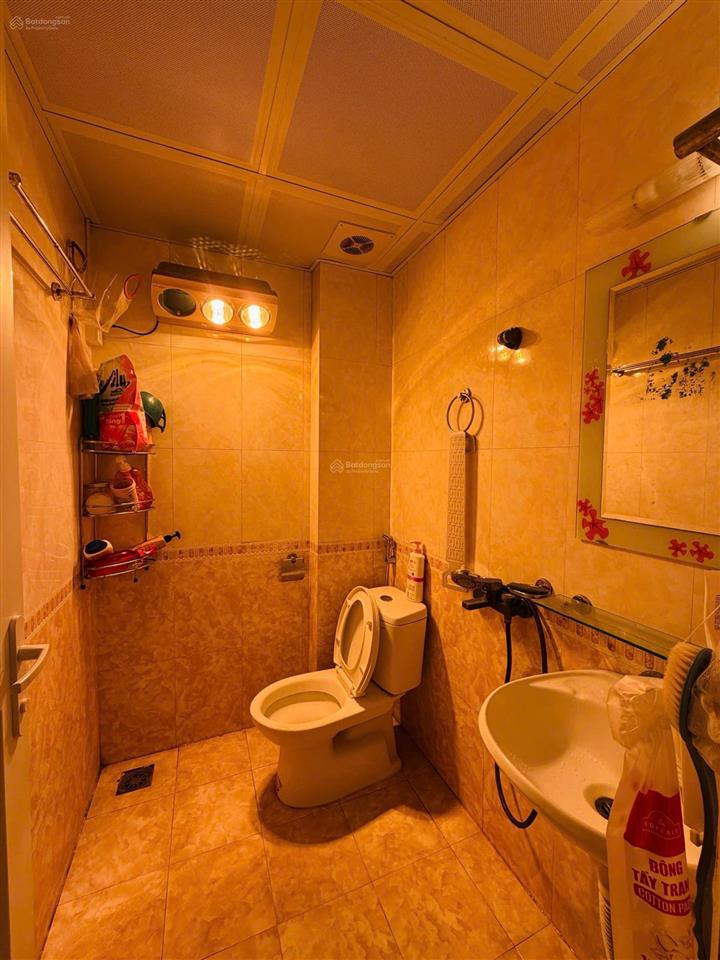 Bán nhà riêng tại ngõ 59 thanh liệt, giá thỏa thuận, 42 m2, 6pn, 4wc