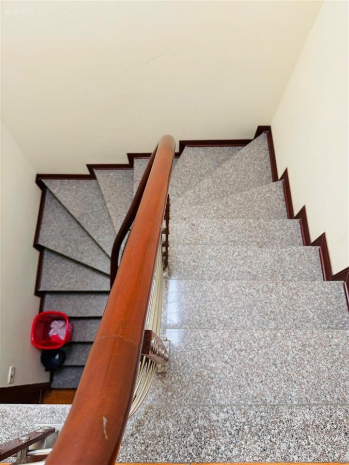 Bán nhà riêng tại ngõ 59 thanh liệt, giá thỏa thuận, 42 m2, 6pn, 4wc