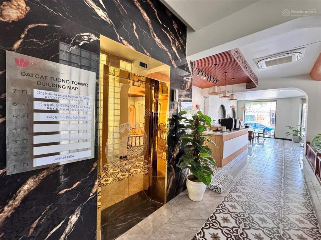Cho thuê tòa văn phòng góc 6 tầng giá tốt tại bùi quốc khái, linh đàm, 210 m2, giá thỏa thuận