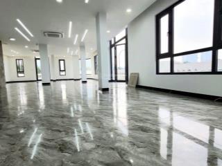 Cho thuê tòa văn phòng góc 6 tầng giá tốt tại bùi quốc khái, linh đàm, 210 m2, giá thỏa thuận