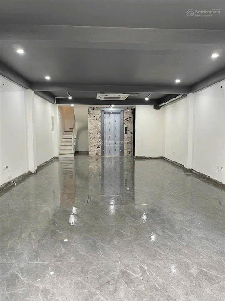 Chính chủ cắt lỗ 5 tỷ bán gấp nhà phân lô 5,5 tầng tại linh đàm, hoàng liệt, hà nội, đẹp víp