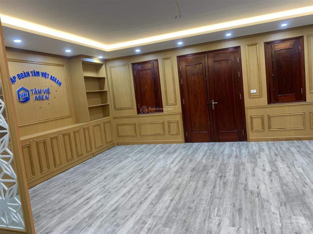 Cho thuê biệt thự văn phú, đường văn khê, hà đông, hà nội. dt 225m² x 4 tầng có thang máy