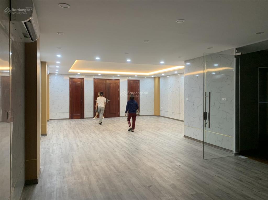 Cho thuê biệt thự văn phú, đường văn khê, hà đông, hà nội. dt 225m² x 4 tầng có thang máy