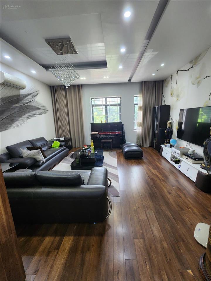 Cắt lỗ 3 tỷ vincom lê thánh tông 77m2  hoàn thiện full nội thất có thang máy  chỉ còn 11,5 tỷ
