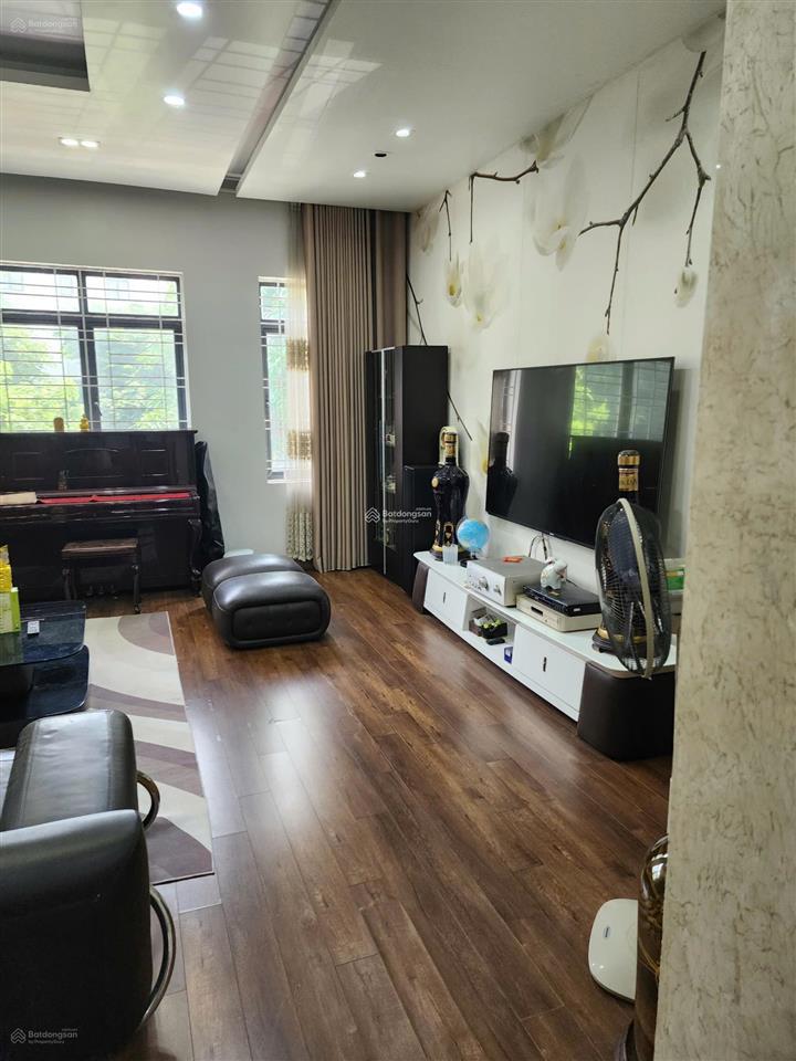 Cắt lỗ 3 tỷ vincom lê thánh tông 77m2  hoàn thiện full nội thất có thang máy  chỉ còn 11.5 tỷ