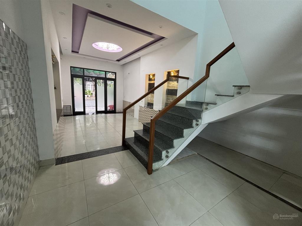 Bán nhà 2 tầng đường huỳnh ngọc huệ, thanh khê, đà nẵng