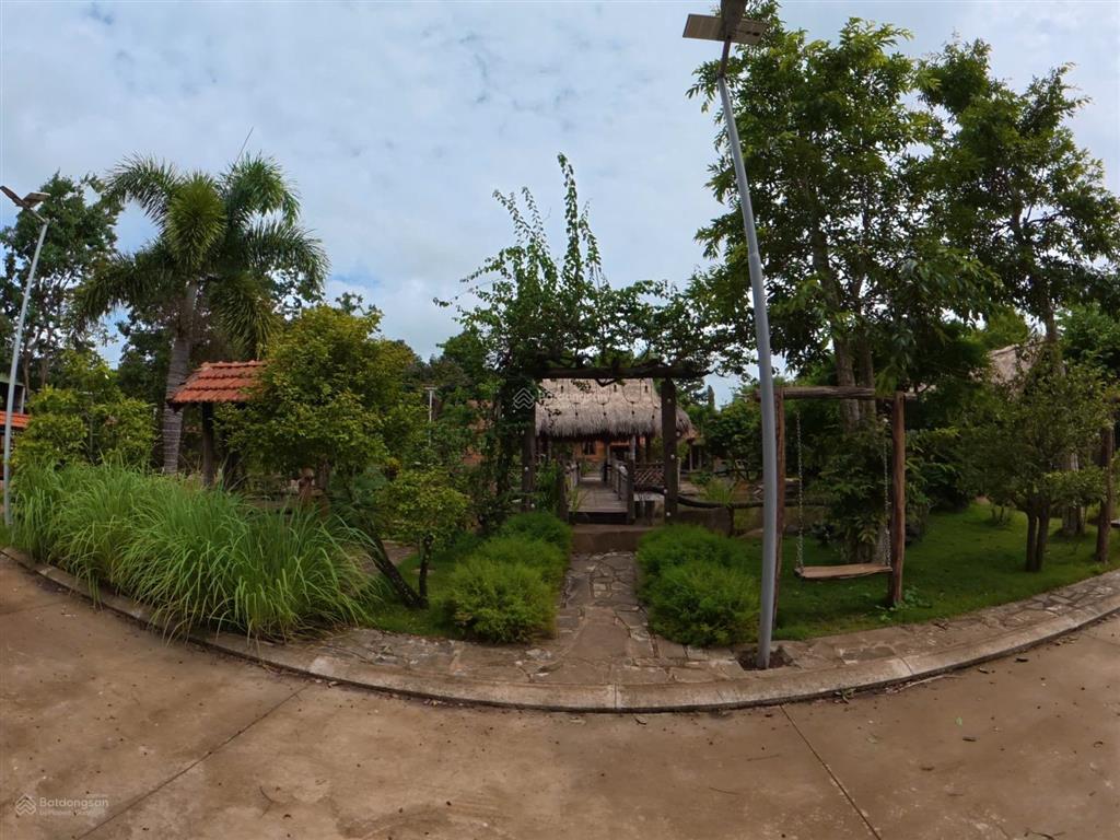 Bán gấp đất vườn tại thị xã buôn hồ, đắk lắk  full nội thất  chỉ việc xách vali vào ở