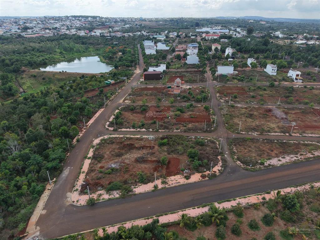 Chủ gởi bán hàng hiếm 3 lô liền kề dự án buôn hồ palama, đường nhựa 18m