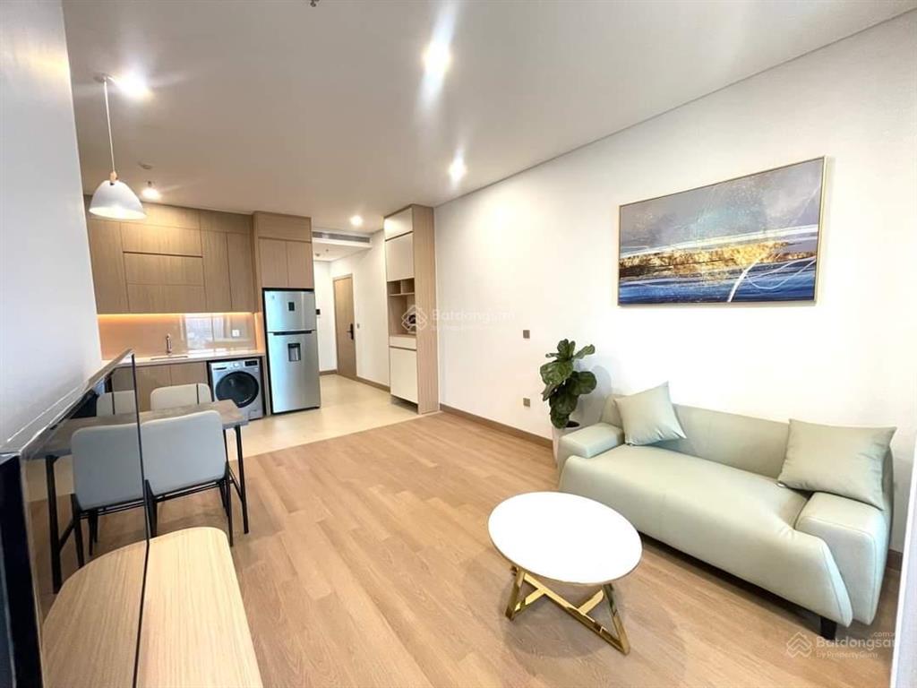 Chính chủ tôi cần bán căn hộ studio 45m2 tại chung cư lancaster núi trúc