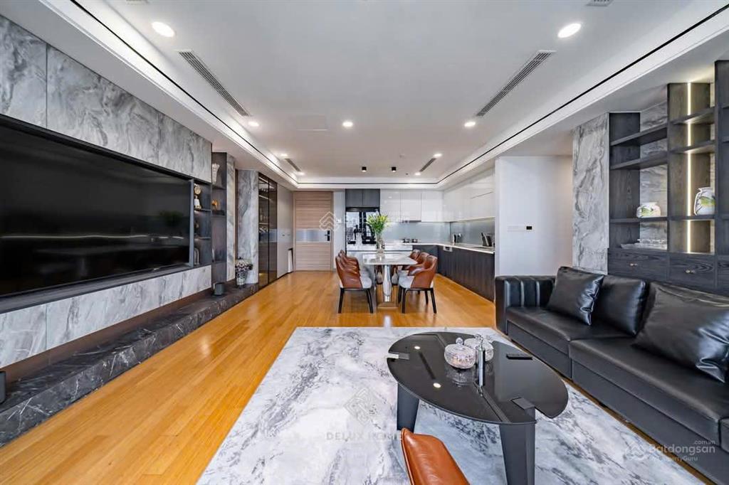Chính chủ cần bán căn 125m2 tại chung cư lancaster núi trúc