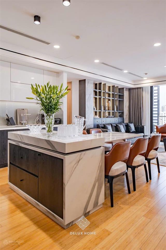 Chính chủ cần bán căn 125m2 tại chung cư lancaster núi trúc