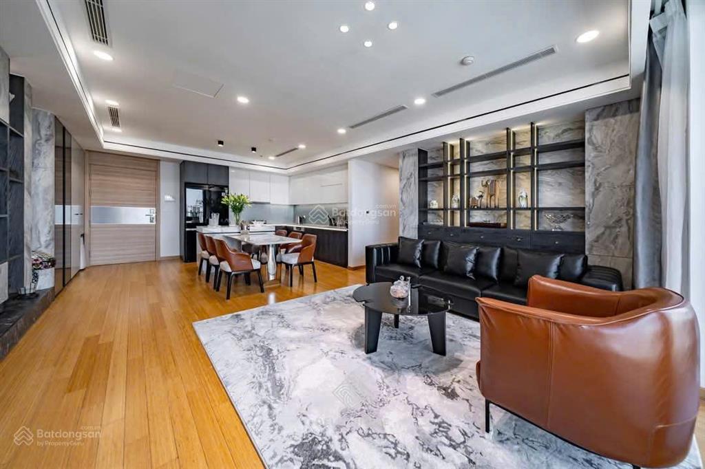 Nhà tôi cần bán căn góc 3 ngủ 178m2 chung cư lancaster núi trúc