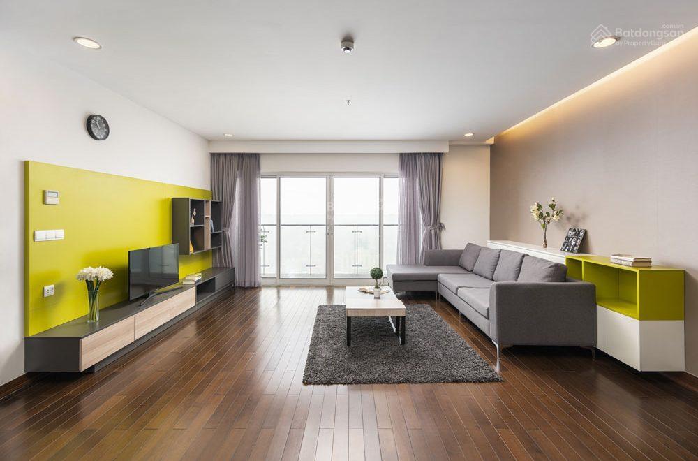 Chính chủ tôi cần bán căn góc 126m2 tại chung cư lancaster núi trúc rất đẹp tầng 18