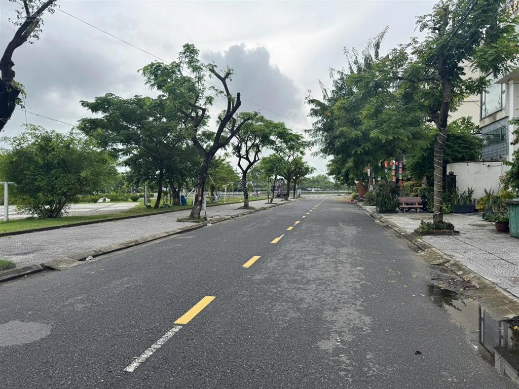 3x tỷ có nhà 2 tầng 570m2 view hồ trảng kèo, buôn bán/ cho thuê được ngay