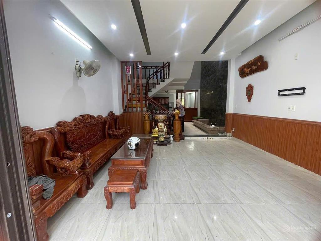 Cho thuê nhà nguyên căn gần chợ hoà xuân  đà nẵng