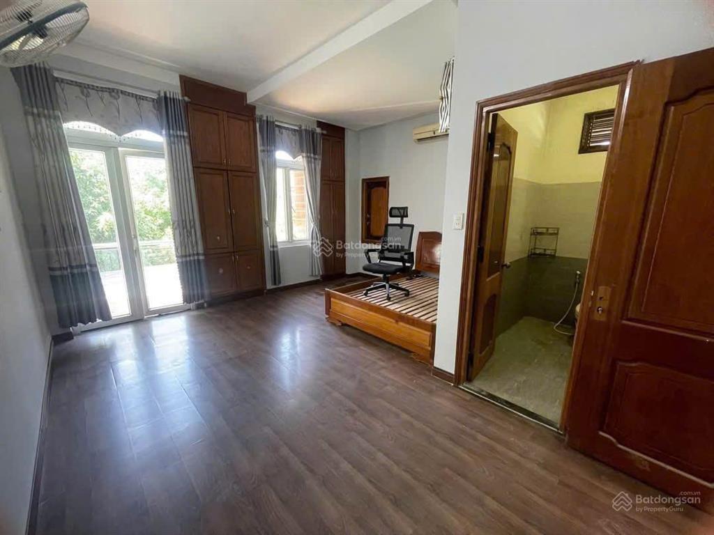 Cho thuê nhà nguyên căn gần chợ hoà xuân  đà nẵng