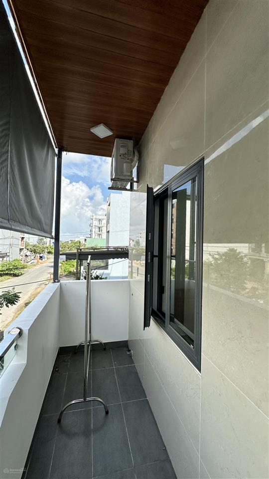Căn hộ cho thuê gần hoà xuân gía rẻ chỉ 4,5 triệu/tháng.