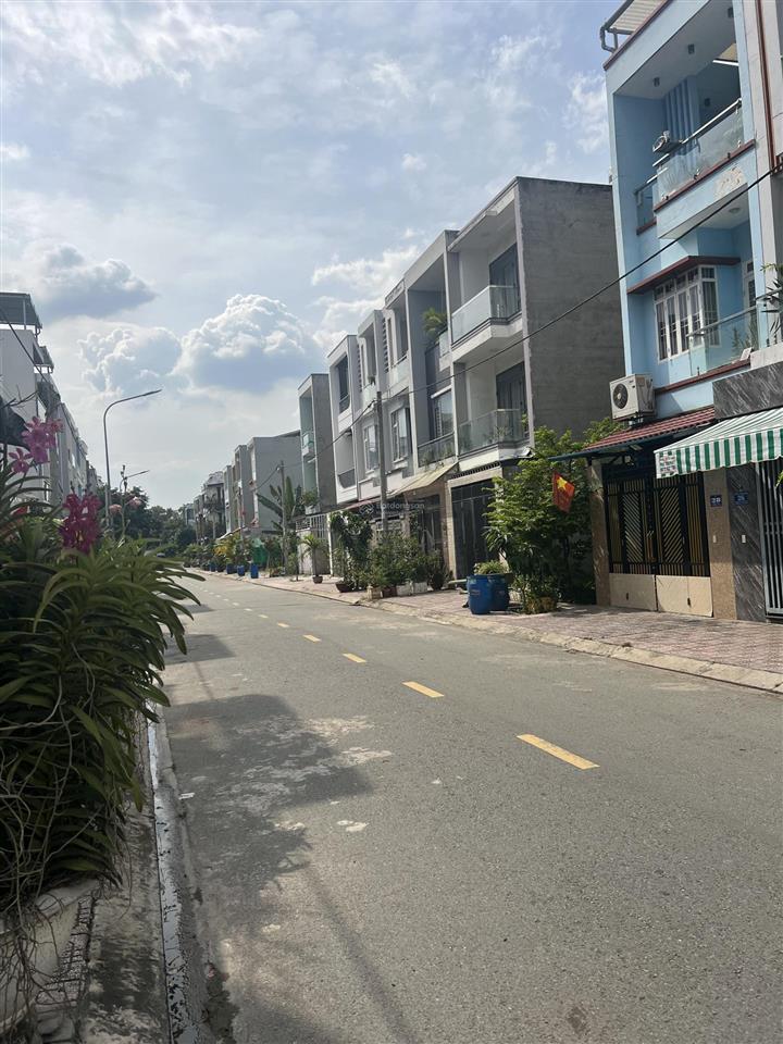 Bán nhà riêng tại khu nhà ở phú mỹ hiệp, giá ưu đãi 4,75 tỷ, 60m2, dĩ an, bình dương