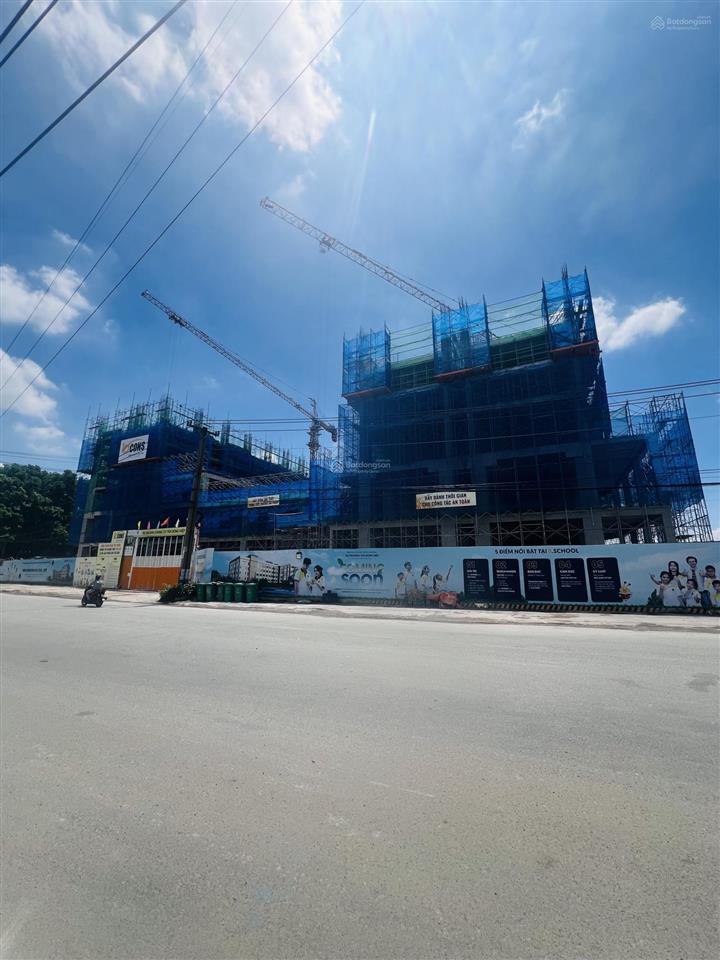 Chính chủ cần bán căn shophouse đối diện chung cư bcons