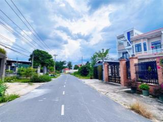 Bán nhà riêng 3 tầng. tại dx 042, phú mỹ, thủ dầu một, 150m2, chính chủ đẹp, nhiều tiện ích