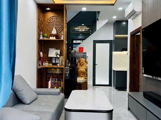 Ô tô ngủ nhà liền kề đường số lý phục man vincom nam long ngang 6m hẻm nội bộ yên tĩnh