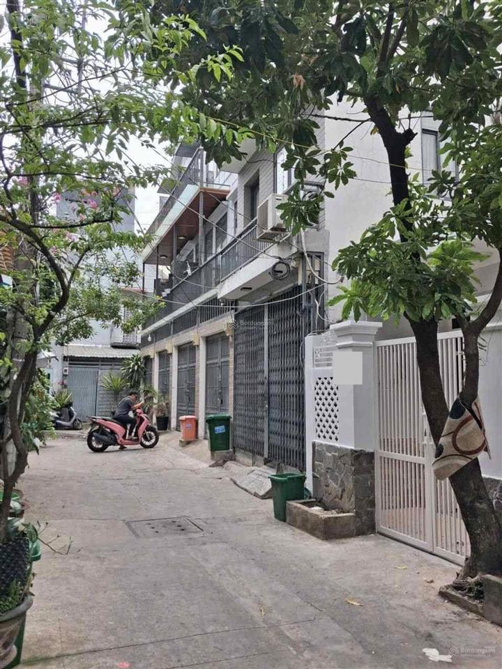 Chính chủ 1 đời nhà 2 tầng ngay trung tâm q7 biệt thự kiều đàm 52m² cách q4 chỉ 1 cây cầu