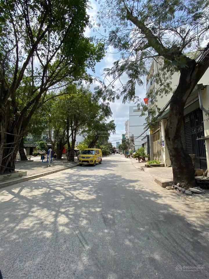 Giảm mạnh hơn 2 tỷ đất thổ cư đường nội bộ 8m liền kề phú mỹ hưng xây cao tầng