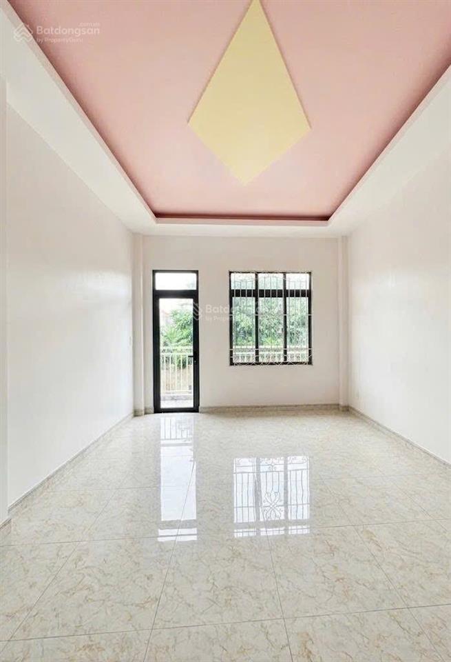 Nhà 2 tầng ngay trung tâm q7 cách hxh 40m 48m2 ngang 4m đúc chắc chắn kdc hiện hữu
