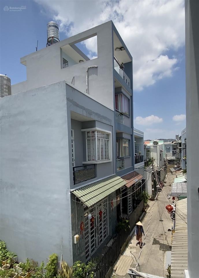 Thổ cư hẻm 4m cạnh ubnd phú thuận ngang 4,6m cách phú mỹ hưng 600m khu đồng bộ không quy hoạch