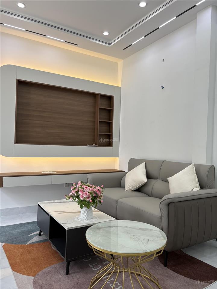 Nhà mới nguyên căn (100%) cạnh nam long trần trọng cung ngang 8m vuông vức đầy đủ nội thất