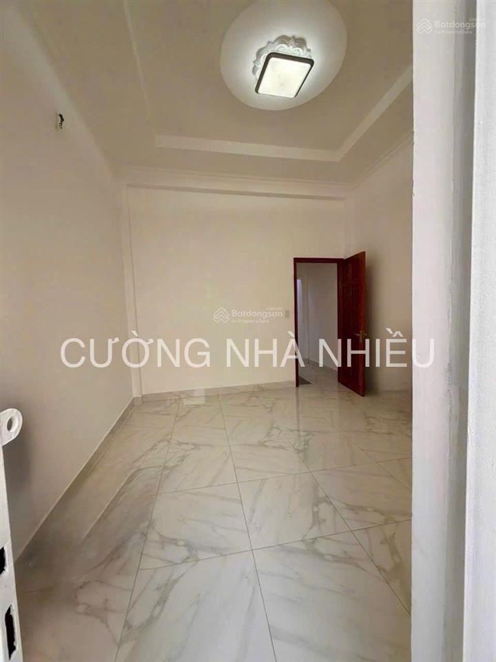 Nhà nguyên căn cạnh chợ tân mỹ nhà mới ở ngay 55m2 dtsd 110m2 2 tầng đúc 2pn 3wc hẻm an ninh