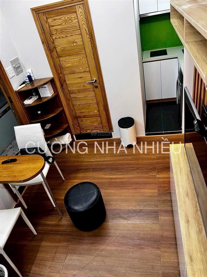 Hơn 2 tỷ có ngay hộ khẩu quận 1 35m2 2pn đang cho thuê 9,5tr/tháng sở hữu lâu dài hỗ trợ vay