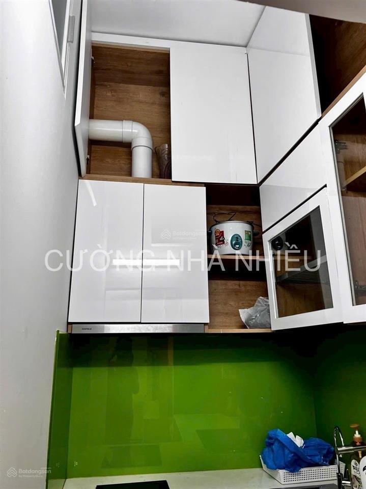 Hơn 2 tỷ có ngay hộ khẩu quận 1 35m2 2pn đang cho thuê 9,5tr/tháng sở hữu lâu dài hỗ trợ vay