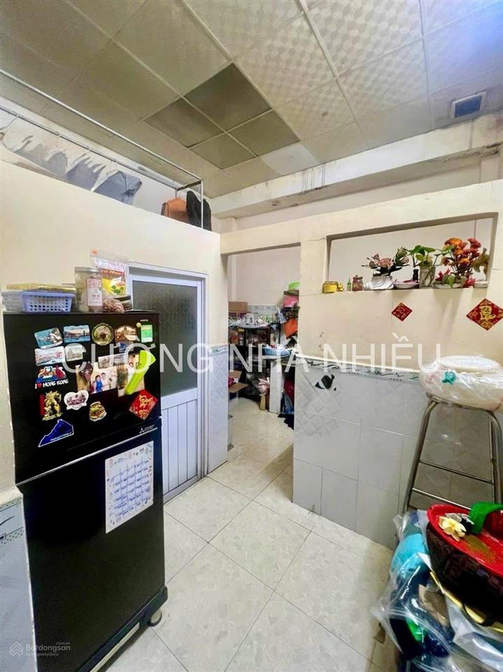 Nhà 2 tầng cạnh chợ tân mỹ 76m2 ngang 4m vuông vức hàng xóm phú mỹ hưng hẻm 1 sẹc cách mt 70m