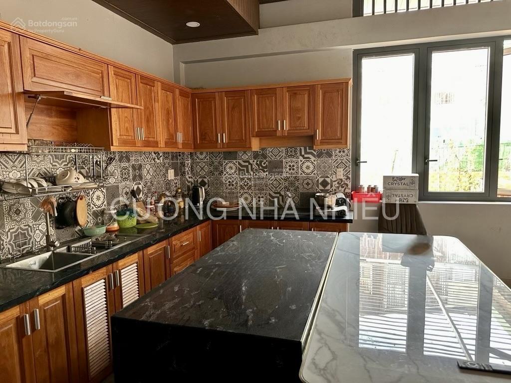Ngang khủng 10m cách hẻm xe tải 25m 187m2 liền kề phú mỹ hưng thông nam long  phú thuận