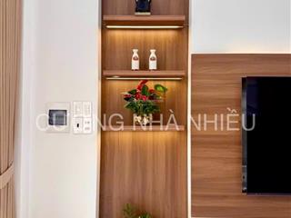 Nhà mới đẹp 2 tầng cạnh phú mỹ hưng hẻm 1 sẹc thiết kế tinh tế 4pn vào ở ngay 104m2 ngang 4,6m