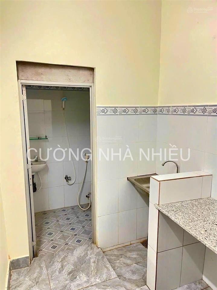 Nhà 2 tầng gần vincom nam long ngang 6,7m vuông thu nhập 8tr/th cách hxh 30m hẻm trước nhà 4,5m