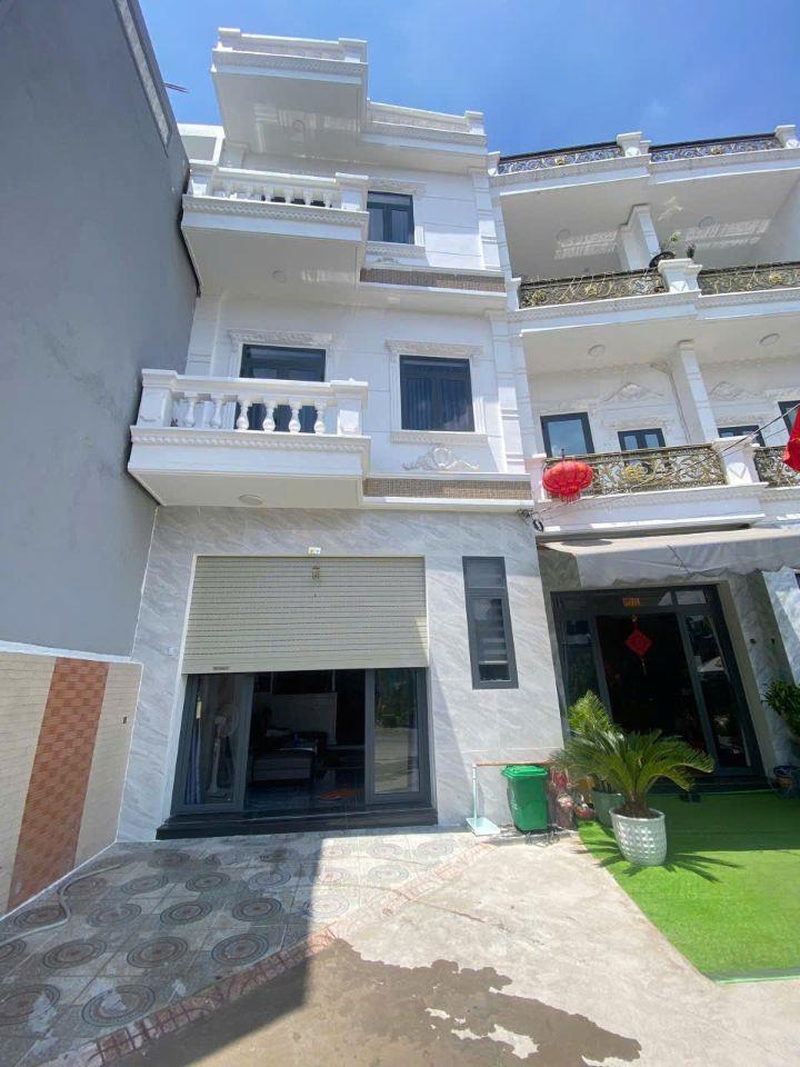 Nhà 2 lầu 1 trệt KDC  gần trường tiểu học Hóa An 3.75 tỷ 72 m2, đường 8m thông 