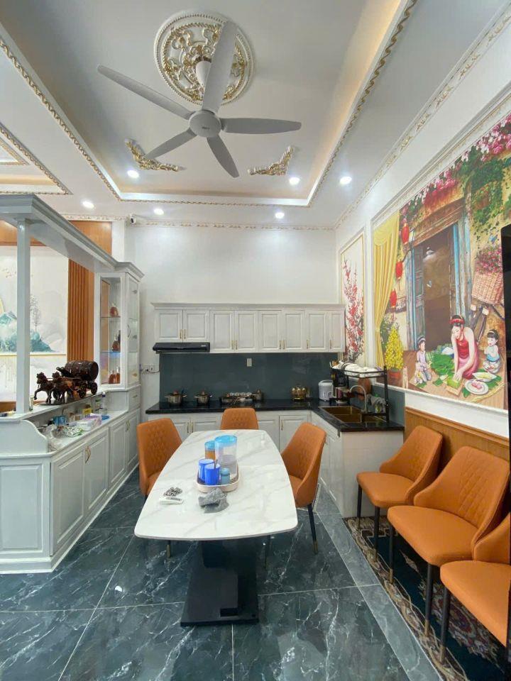 Nhà 2 lầu 1 trệt KDC  gần trường tiểu học Hóa An 3.75 tỷ 72 m2, đường 8m thông 