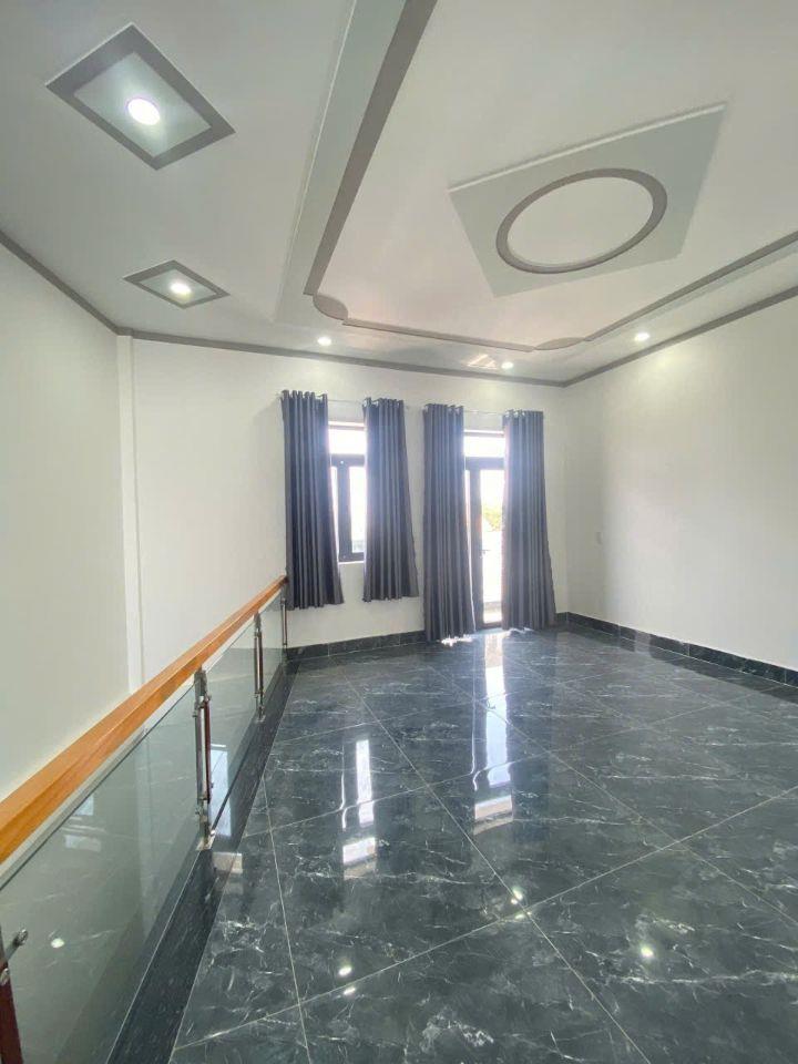 Nhà 2 lầu 1 trệt KDC  gần trường tiểu học Hóa An 3.75 tỷ 72 m2, đường 8m thông 