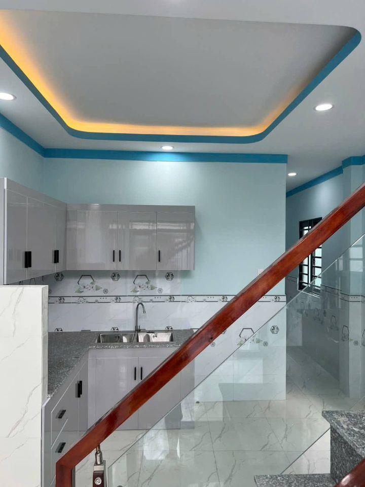 Nhà 1 trệt 1 lửng sân ô tô 1.55 tỷ_72 m2,3 phòng ngủ
