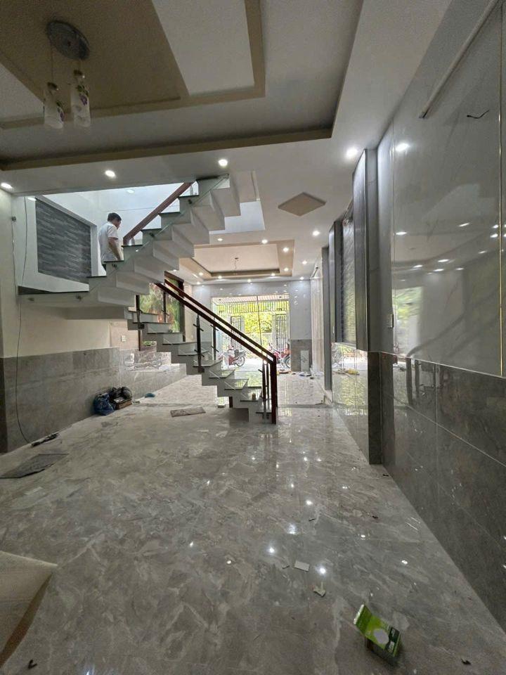 Nhà 1 lầu 1 trệt sát chợ Hóa An 3.5 tỷ _79m2_đường ô tô thông 
