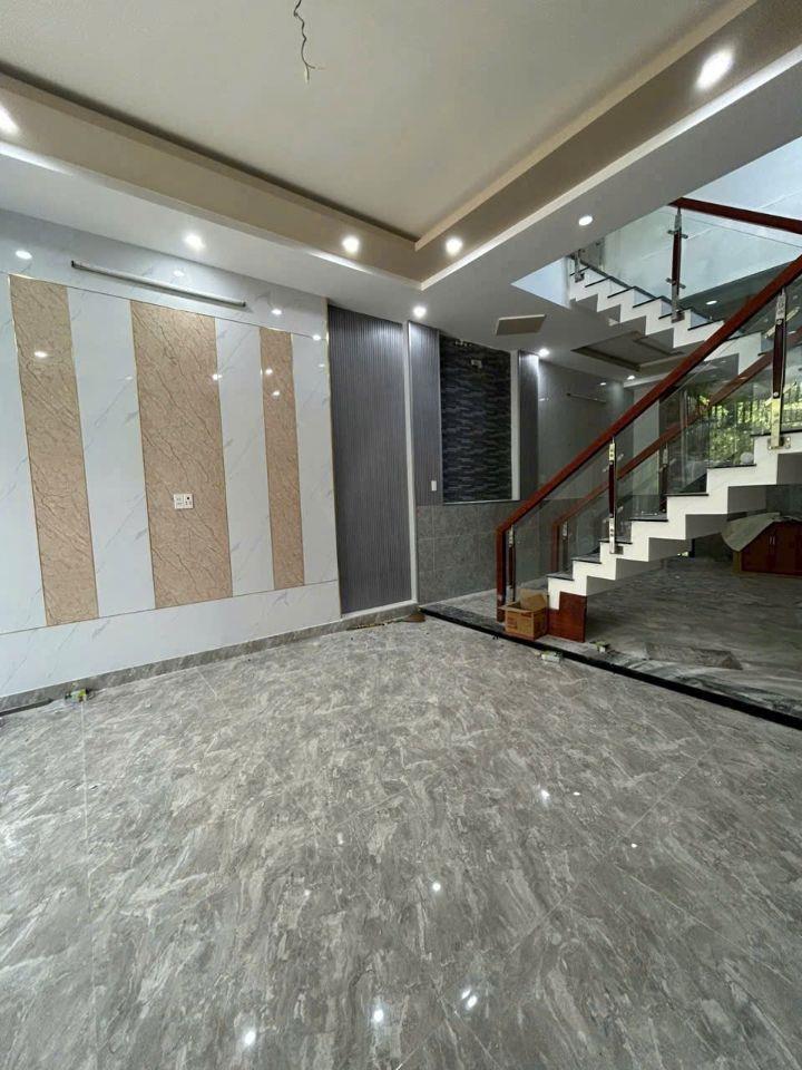Nhà 1 lầu 1 trệt sát chợ Hóa An 3.5 tỷ _79m2_đường ô tô thông 